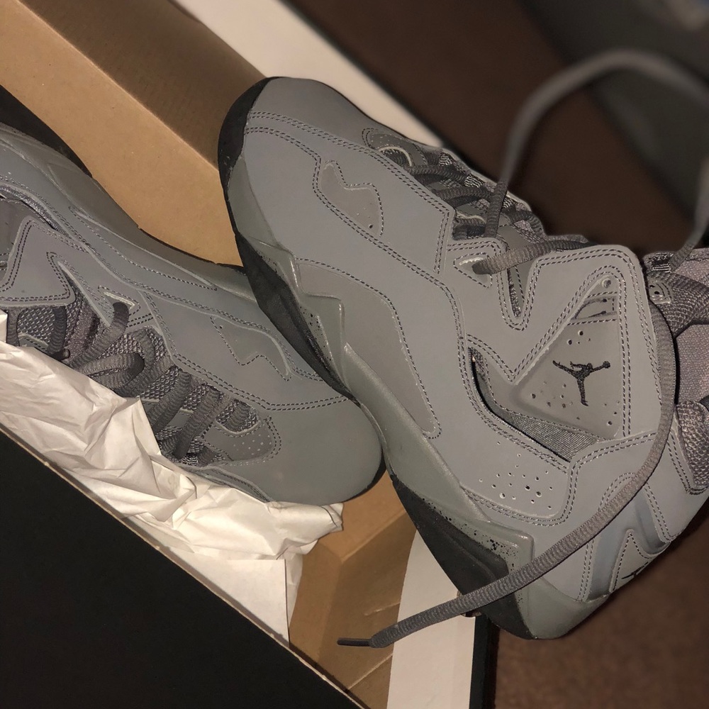 Grey Jordan True Flights